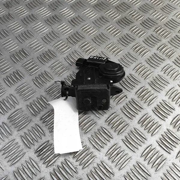 Baklucka Lås Toyota Prius Plus 1.8L Hybrid OEM 6935028151 image 2