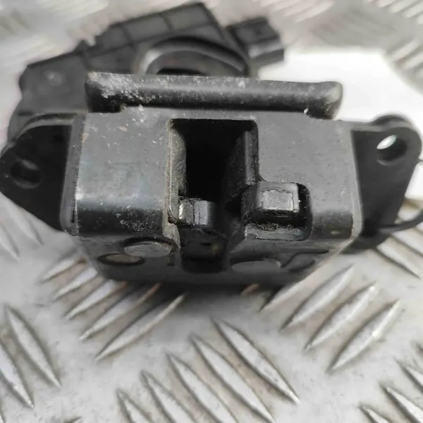 Baklucka Lås Toyota Prius Plus 1.8L Hybrid OEM 6935028151 image 5