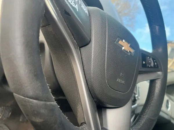 OEM CHEVROLET CRUZE I Lenkradairbag - Gebraucht image 9