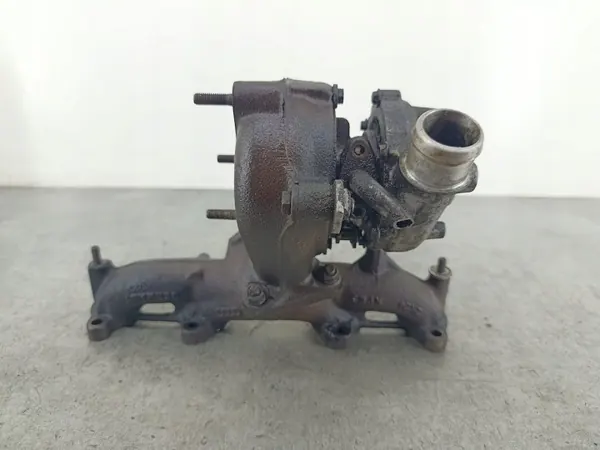Turbo con colector usado OEM 028145702R image 8