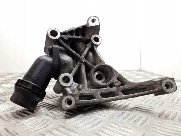 Suporte bomba direção Audi A4 B9 OEM 059121071DE image 3