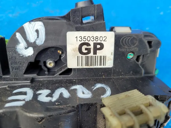 CHEVROLET Cruze J300 | Främre högra dörrlås 13503802 GP image 4