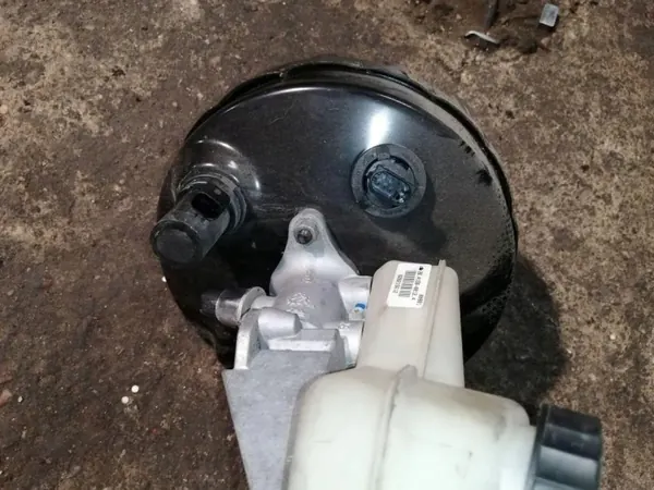 Servo Mercedes OEM A2514300000 pour W251 R-Class 3.0 CDI image 3