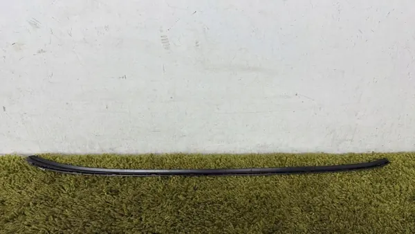 Joint Pare-brise Avant Gauche OEM BM51-A03179 Focus Mk3 image 2