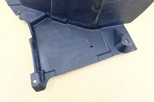 BMW X5 E70 Right Front Wheel Arch 51717169414 OE image 3