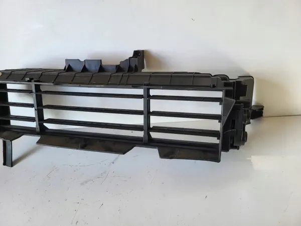 KIA SPORTAGE V Ilmanottojalusia OEM 86950-R2000 image 3