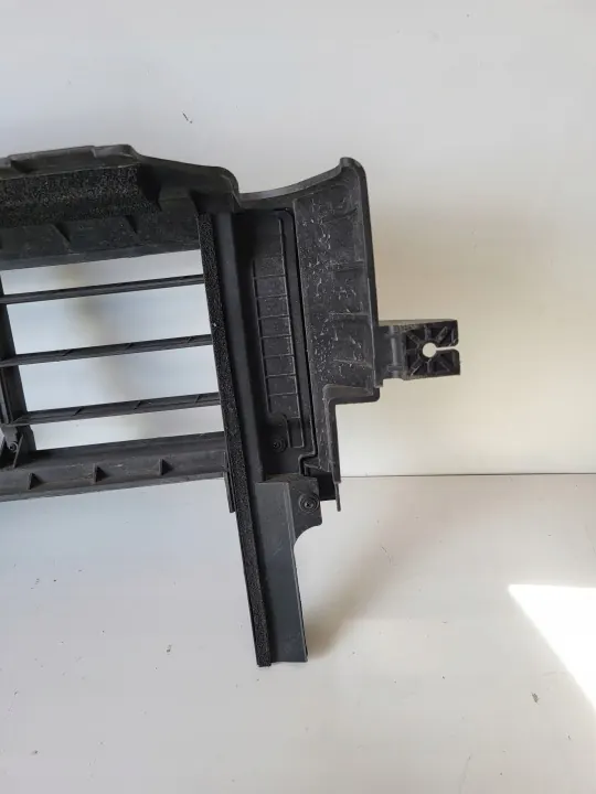 KIA SPORTAGE V Ilmanottojalusia OEM 86950-R2000 image 9