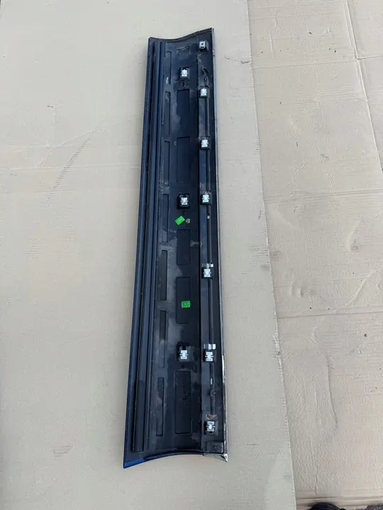 VW Touareg II Främre Höger Dörrpanel 7P6854940M image 4