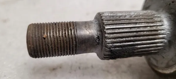 SEAT OE Drivaxel 1J0407271JL image 10