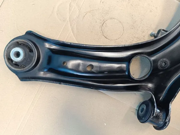 VW Arteon Liftback 2.0 TDI Braccio Destro Anteriore OEM 3Q0407152S image 9