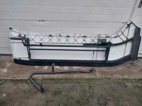 Déflecteur de cabine Scania R/S gauche complet OEM image 3
