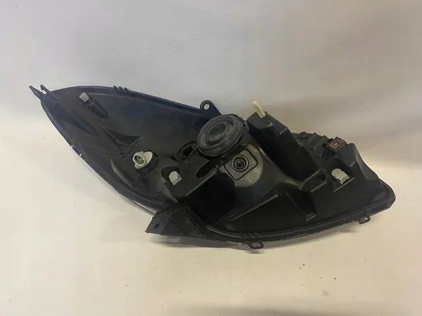 Dacia Sandero I Stepway Vasemman Etuvalon OEM 260602914R image 7