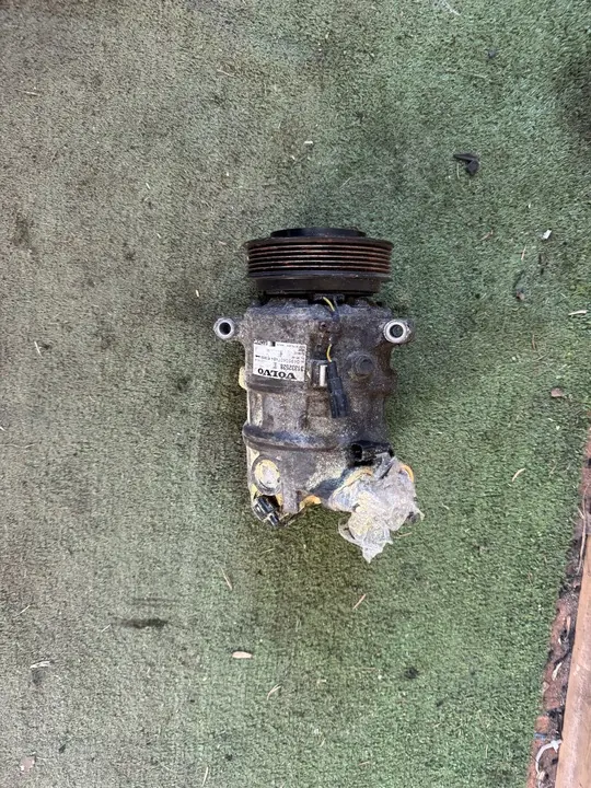 VOLVO V60 I 2.0 D Ilmastointikompressori 2010- OEM 258697 image 6
