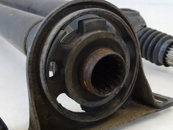 Drivaxel VW Crafter I 2E Lift 2.0 TDI image 3