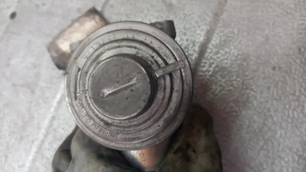 Soupape EGR OEM 01 pour Opel Omega - Occasion image 5