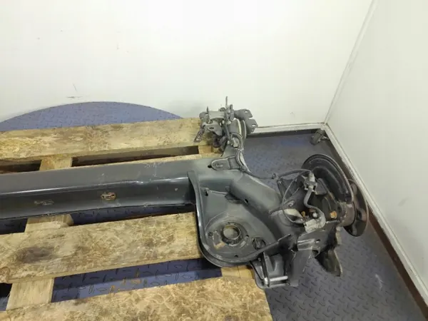 OEM 17758413000 Bakvagnsbalk Mercedes A-Klass image 4