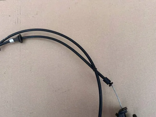 Câble de déverrouillage capot Ford OE OEM 8A61-16B975-AJ image 3