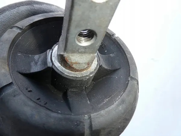 Engine Mount Seat Alhambra VW Sharan Galaxy 7M0199131AF image 3