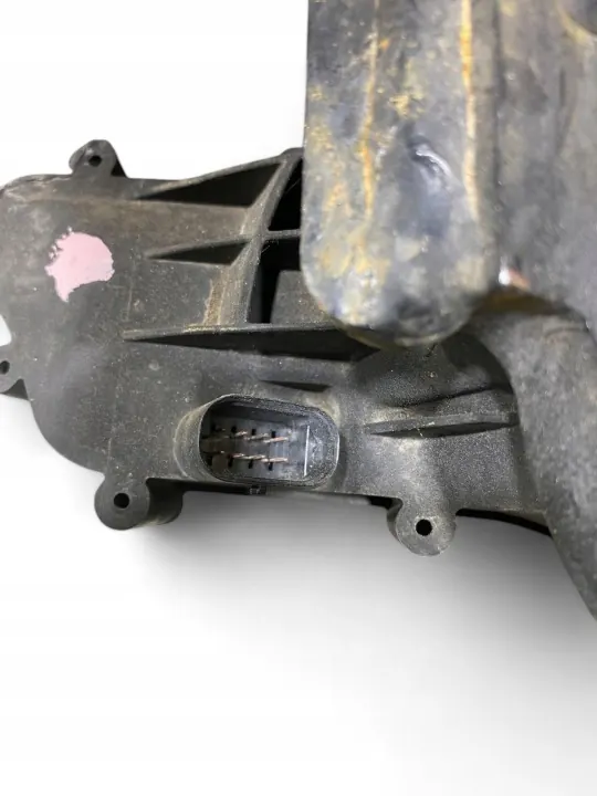 Volvo XC90 II hinauskoukku OEM 31454696 image 9