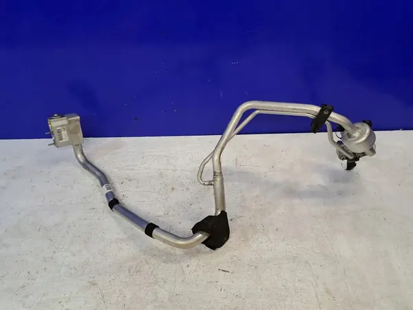 VOLVO XC60 II 2.0 T5 A/C Putki 31404339 image 2