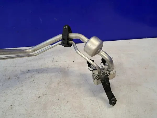 VOLVO XC60 II 2.0 T5 A/C Putki 31404339 image 4