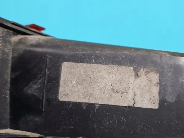 Lanterna Traseira Esquerda Para-choque Ford C-Max II MK2 8A61-15K273-AC image 5