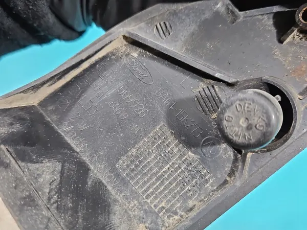 Lanterna Traseira Esquerda Para-choque Ford C-Max II MK2 8A61-15K273-AC image 6