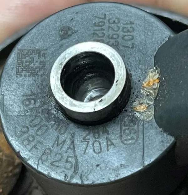 Bosch 0 445 110 284 Injektor image 2