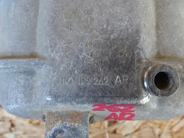 Supporto motore per GOLF V R32 EOS AUDI A3 8P 3.2 V6 1K0199262AR image 3