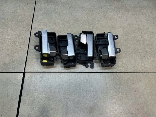 Ford OE Binnendeurgreep-Set - Gebruikte Staat image 2