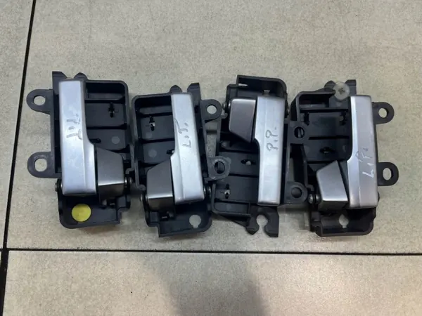 Ford OE Binnendeurgreep-Set - Gebruikte Staat image 3