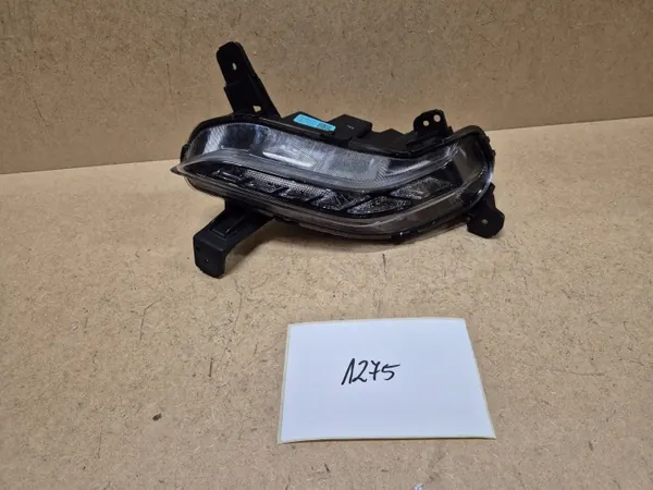 Phare DROIT DRL OEM 92208G4210 pour Hyundai i30 Fastback image 2