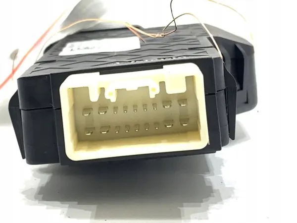 Schiebedachmotor OEM A1679025509 für Mercedes GLE image 3