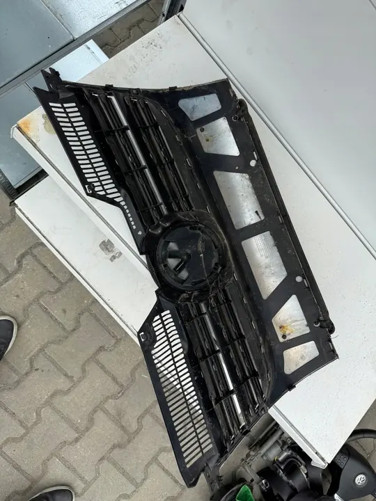 VW GOLF V 03- VARIANT KOMBI GRILL 1K5853653A image 8