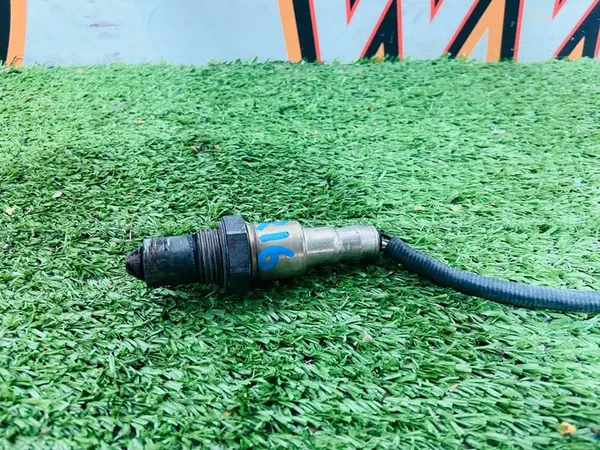 Lambda Sensor Land Rover Discovery Sport L550 GJ32-9D375-AB image 3