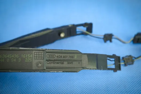 Capteur de poignée keyless Audi OE OEM 4G8927753B image 3