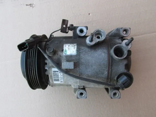 Compresseur de climatisation Kia Sportage III 1.7 CRDi F500DX9FA10 image 4