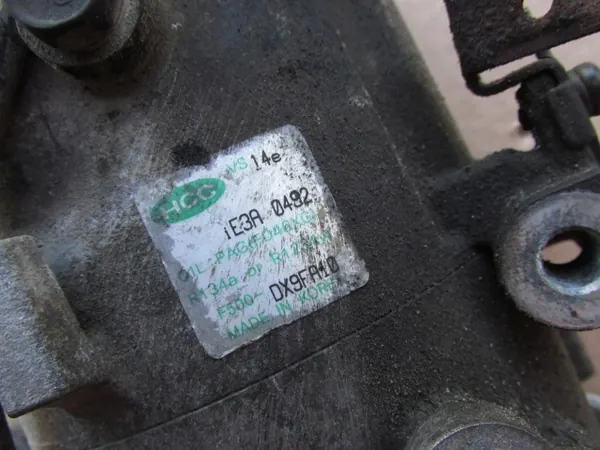 Compresseur de climatisation Kia Sportage III 1.7 CRDi F500DX9FA10 image 6