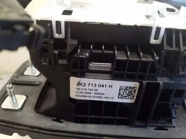 Audi A5 8T3 Vaihteiston mekanismi OEM 8K2713041H image 3