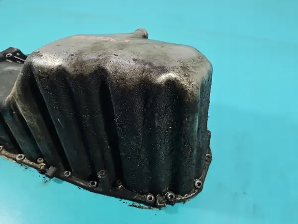 Oljepanna VW Crafter 06- 2.5 TDI image 10