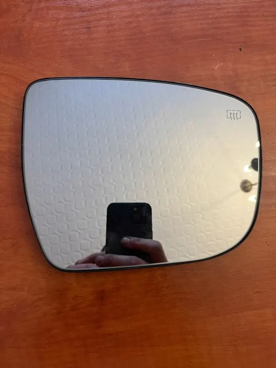 Insert de rétroviseur droit OEM 20843018 pour Nissan X-Trail T32 image 2