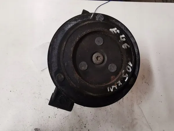 Compressore aria condizionata BMW 3 (E46) 1.8L 2002 OEM image 2