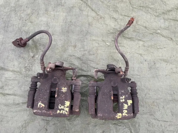 Jeu d'étriers de frein arrière AUDI A4 B6 B7 OEM TOBI312 image 2