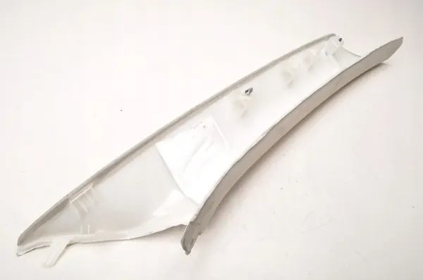 Volvo XC60 II Etupilarin Verhoilu Vasen OEM 31425691 image 6