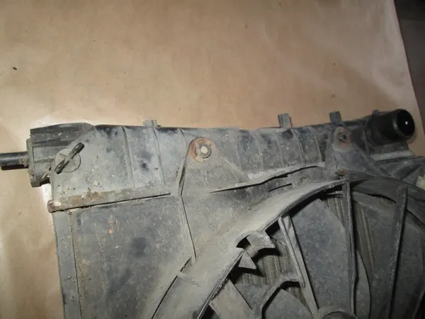 Radiador y Ventilador Fiat Linea 1.3 M-Jet image 5