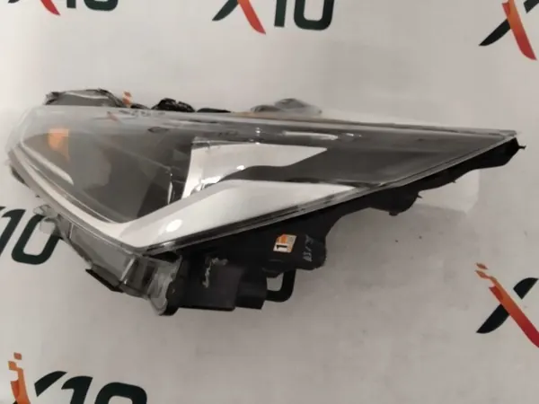 LAMPA Toyota Aygo AB7 Xenón Izquierdo image 2