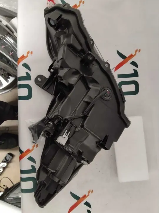 LAMPA Toyota Aygo AB7 Xenón Izquierdo image 8