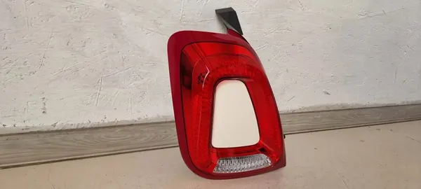 Lámpara trasera izquierda FIAT 500 Hatchback '15-. image 2