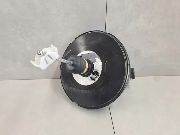 Skoda Superb III servo frein 5Q1614105CK image 3