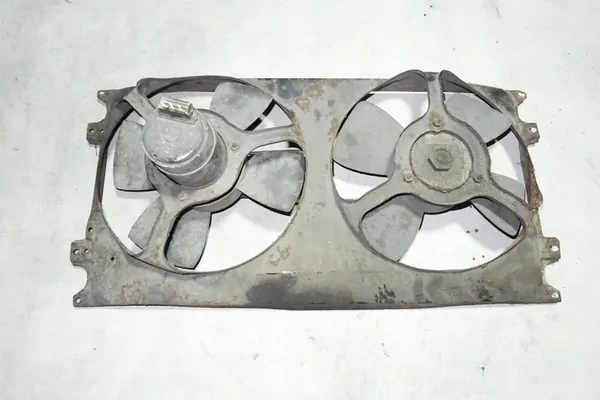 Kylarrubrik AUDI 80 1.8L bensin OEM 893119113 image 2